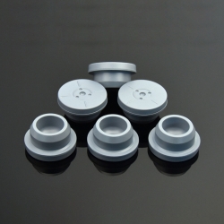 大輸液瓶?jī)?nèi)外蓋專用TPE 耐候 耐黃變 符合藥物相容性 環(huán)保無毒